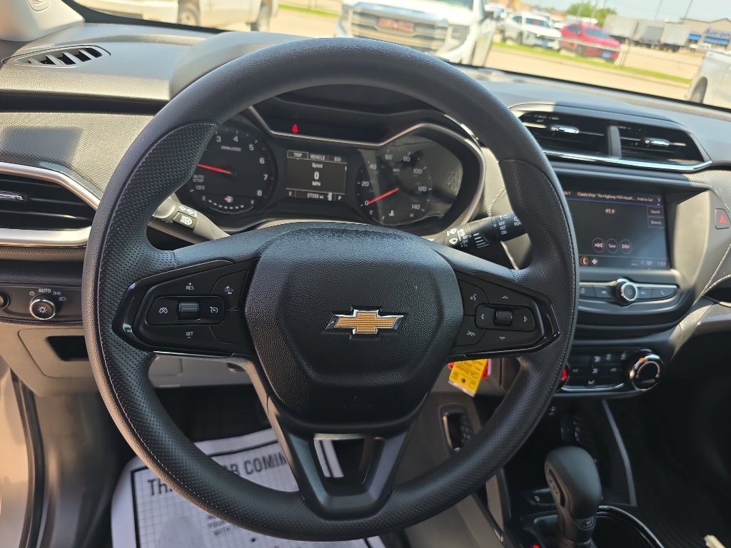 Certified 2023 Chevrolet TrailBlazer LS FWD image 9