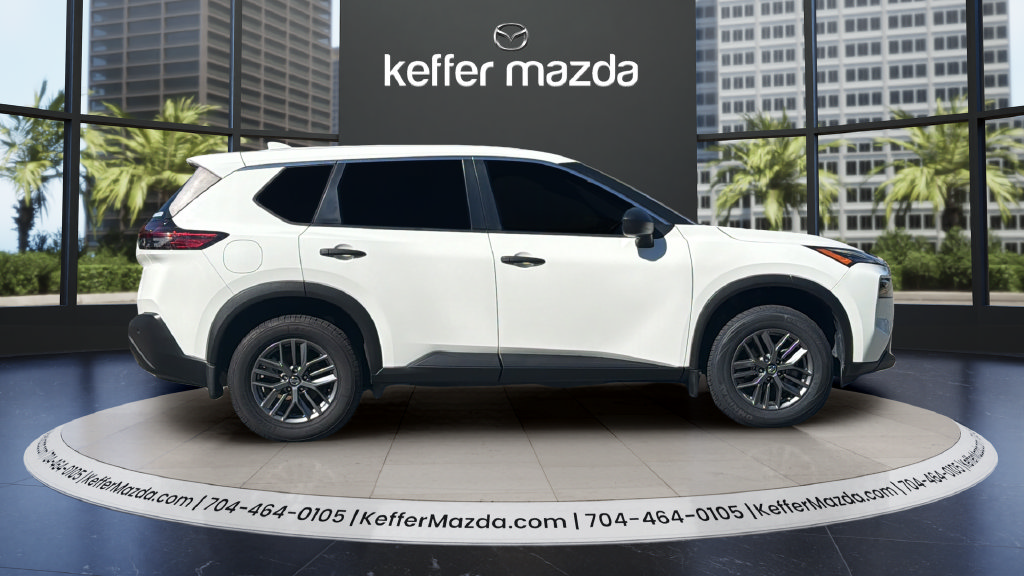 Used 2021 Nissan Rogue S FWD image 8