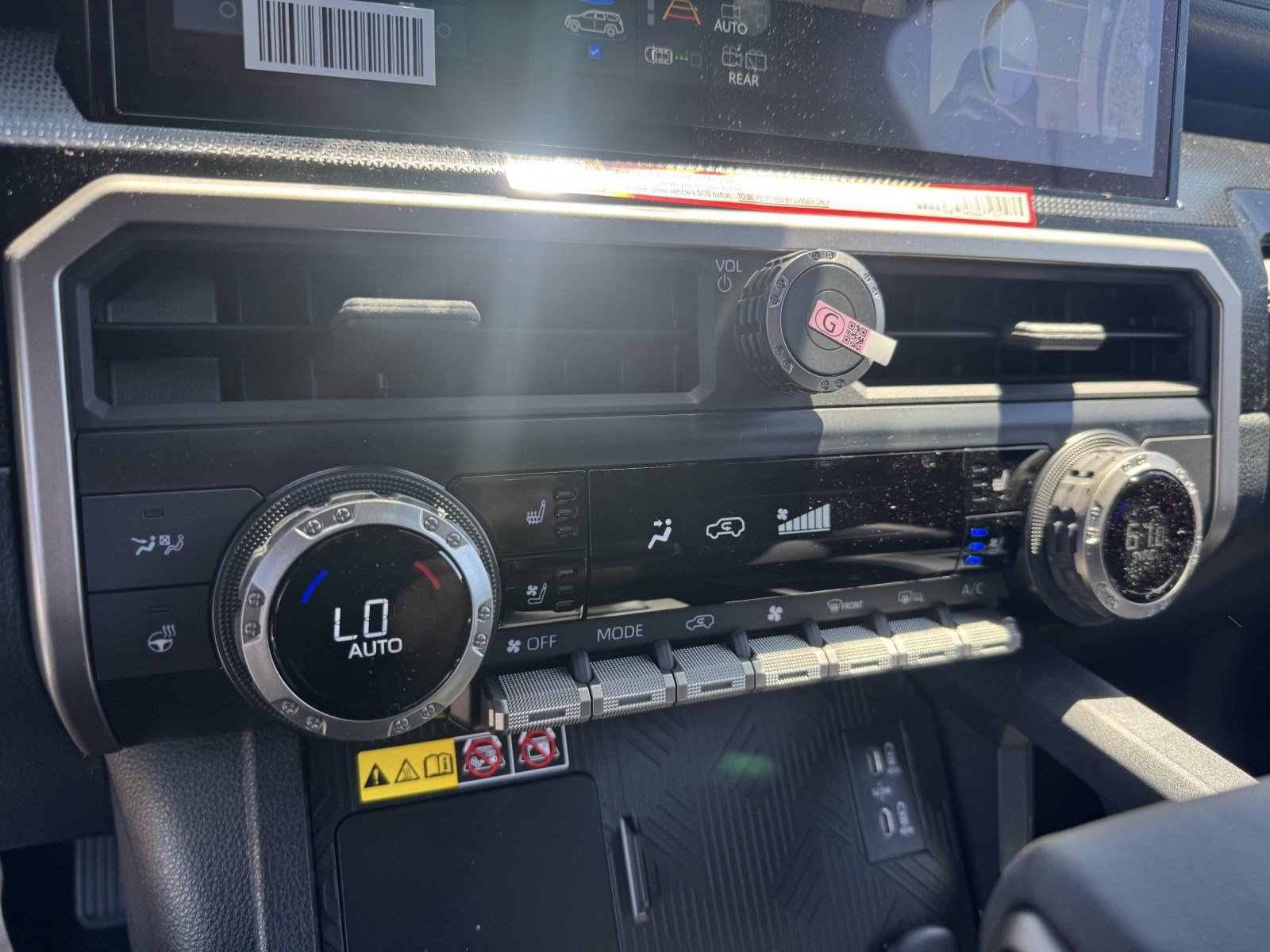 New 2026 Toyota 4Runner Limited AWD/4WD image 36