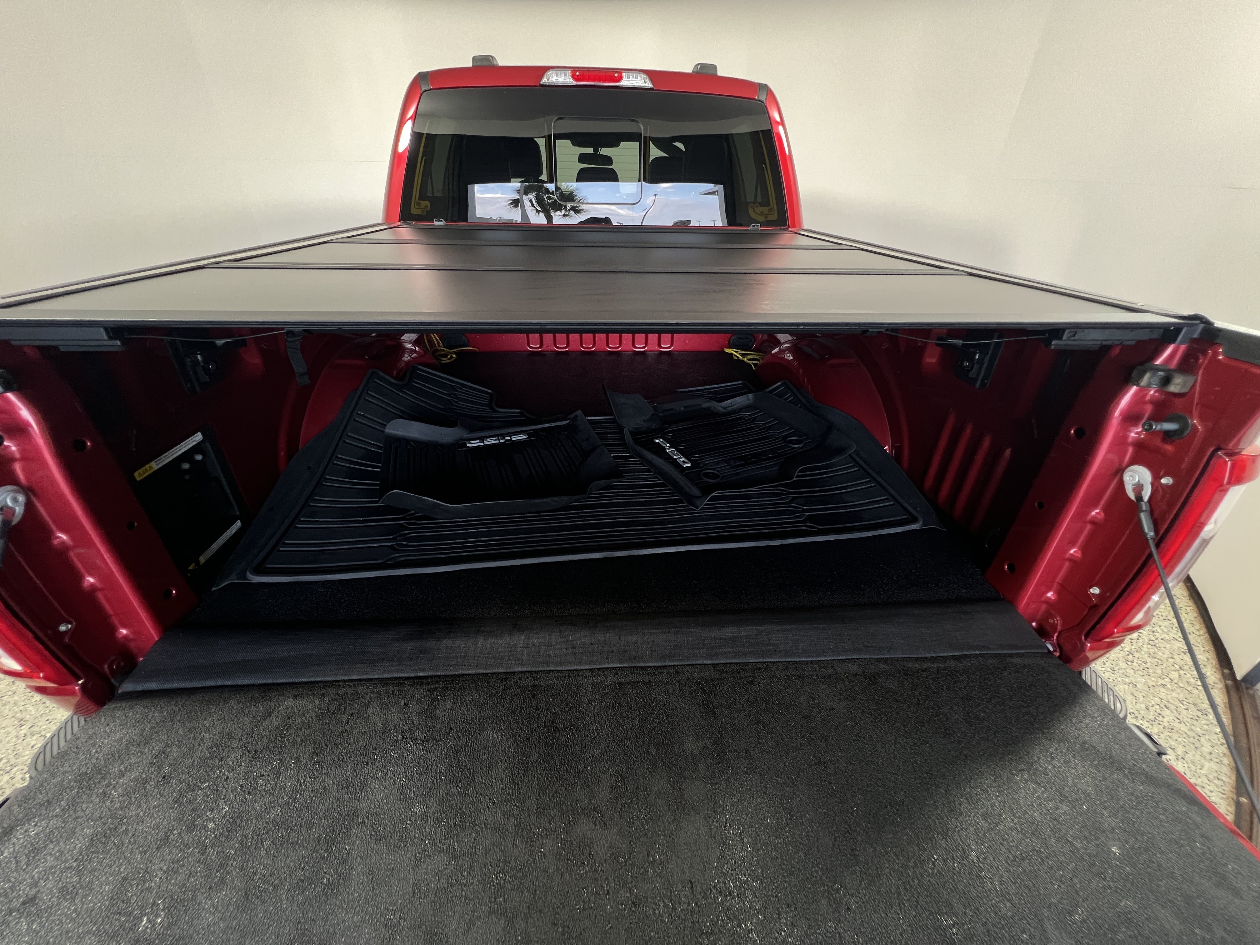 Used 2023 Ford F150 Lariat AWD/4WD image 11
