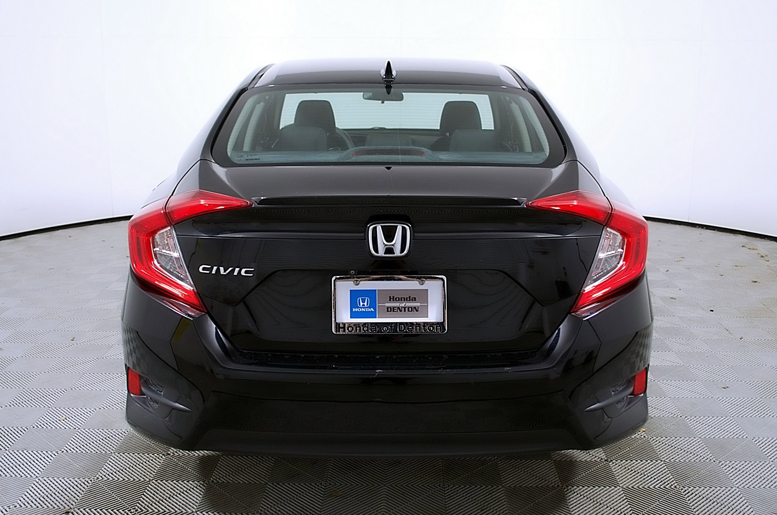Used 2017 Honda Civic EX-T image 8