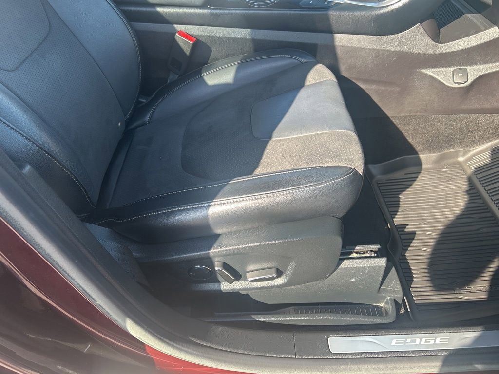 Used 2018 Ford Edge Sport w/ Equipment Group 401A AWD/4WD image 31