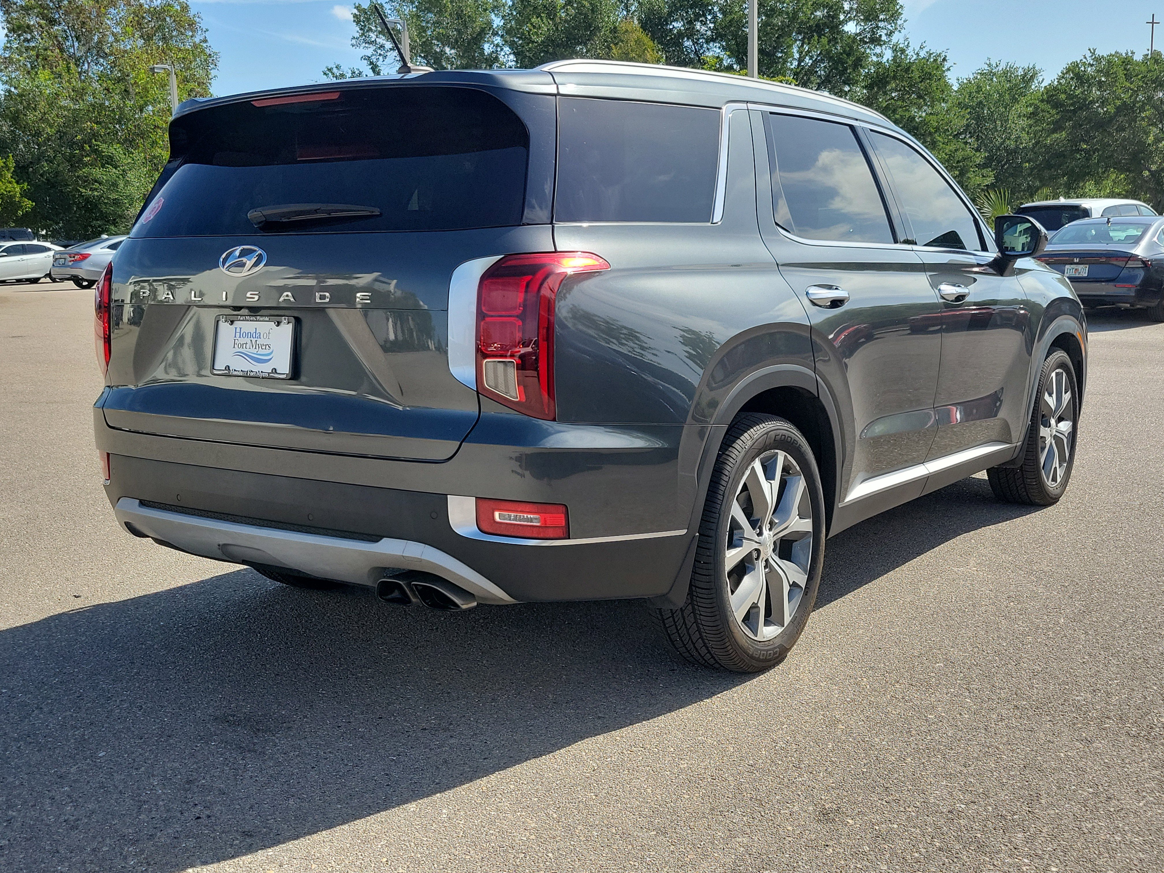 Used 2021 Hyundai Palisade SEL w/ Convenience Package image 6