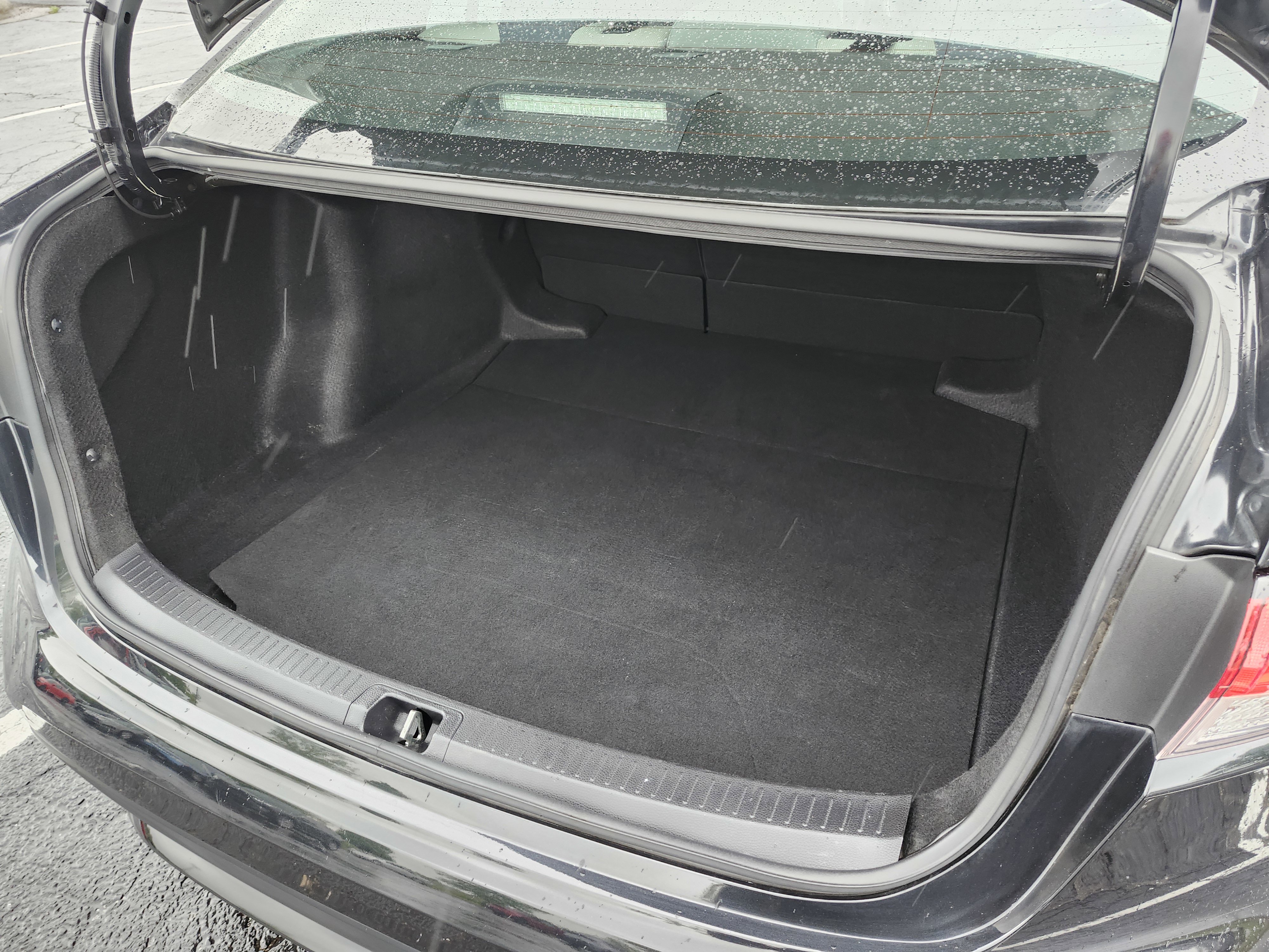 Used 2022 Toyota Corolla LE FWD image 21