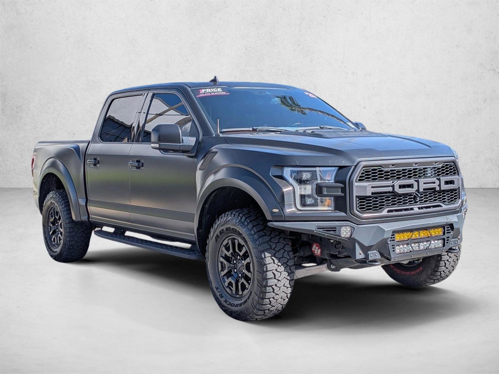 Used 2020 Ford F150 Raptor w/ Equipment Group 802A Luxury AWD/4WD image 3