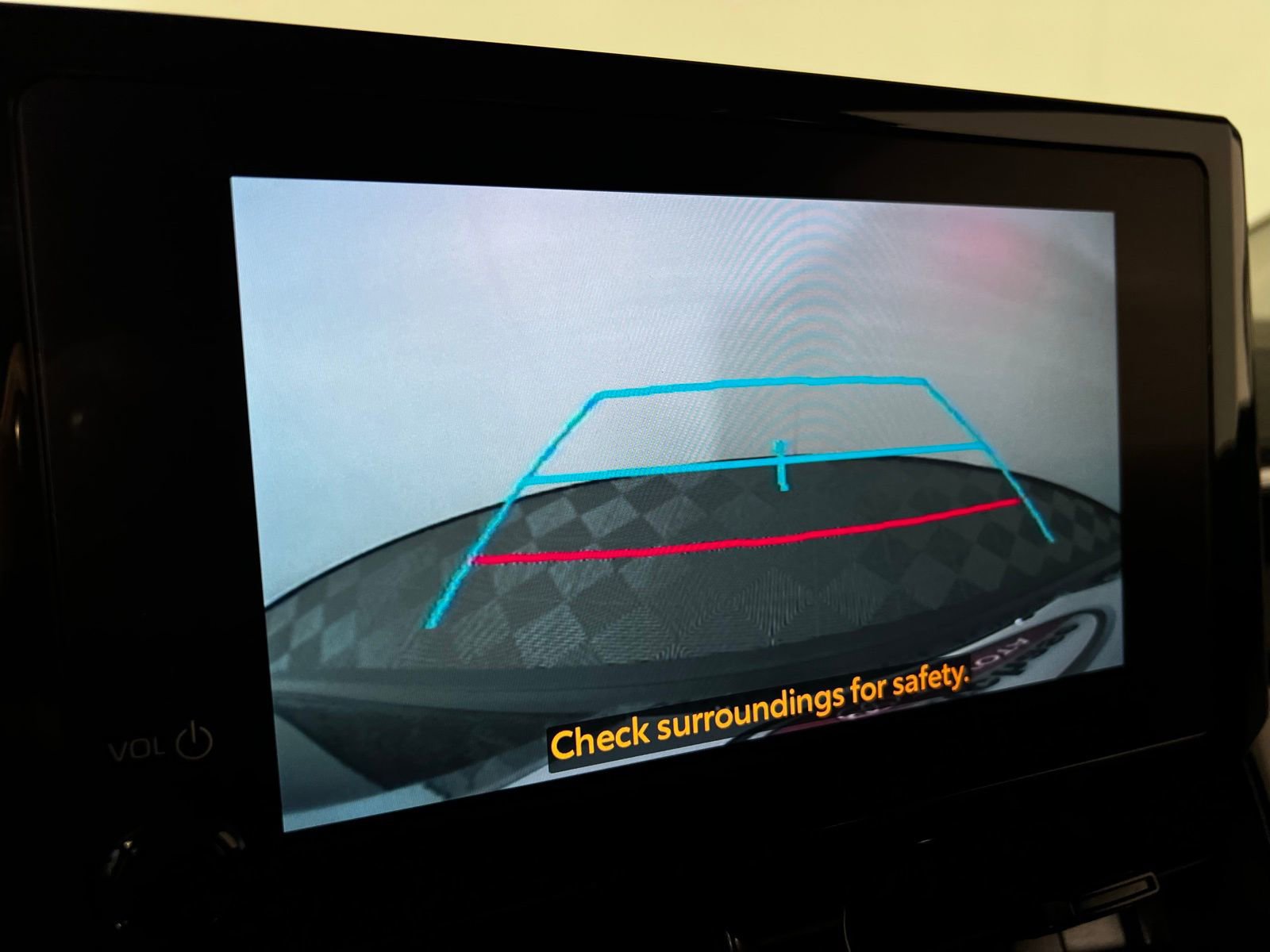 Certified 2025 Toyota Corolla Cross LE image 19