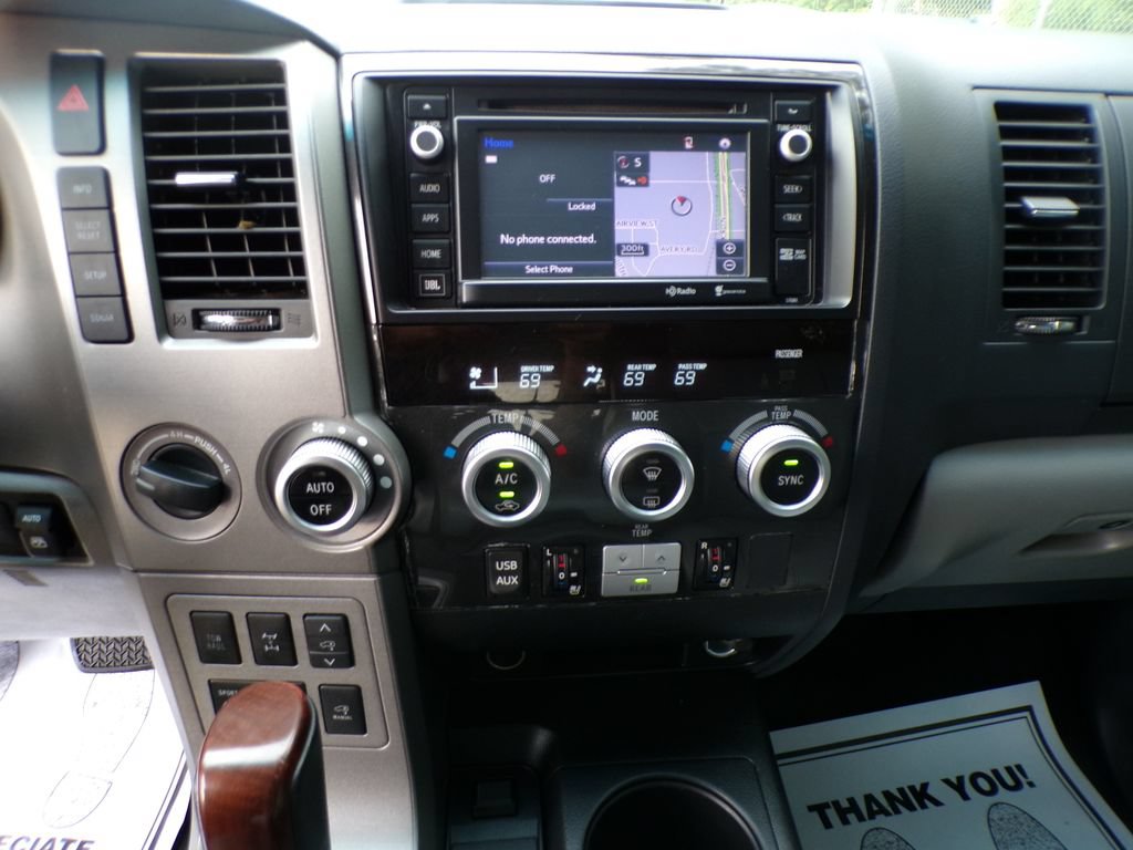 Used 2015 Toyota Sequoia Platinum AWD/4WD image 24