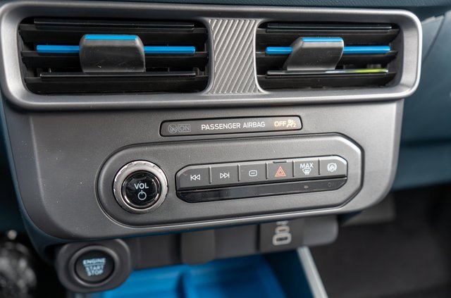 New 2025 Ford Maverick XLT w/ XLT Luxury Package image 20