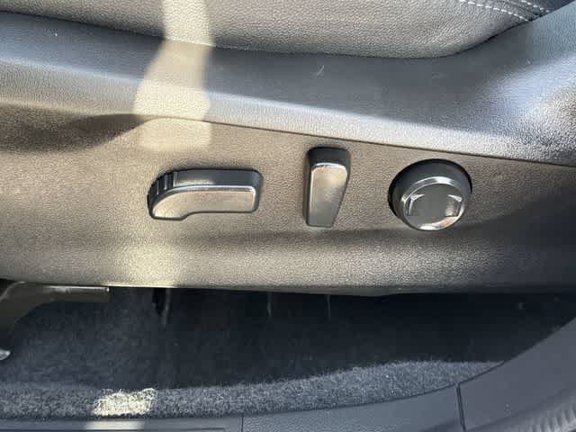 Used 2019 Subaru Forester Premium AWD/4WD image 14