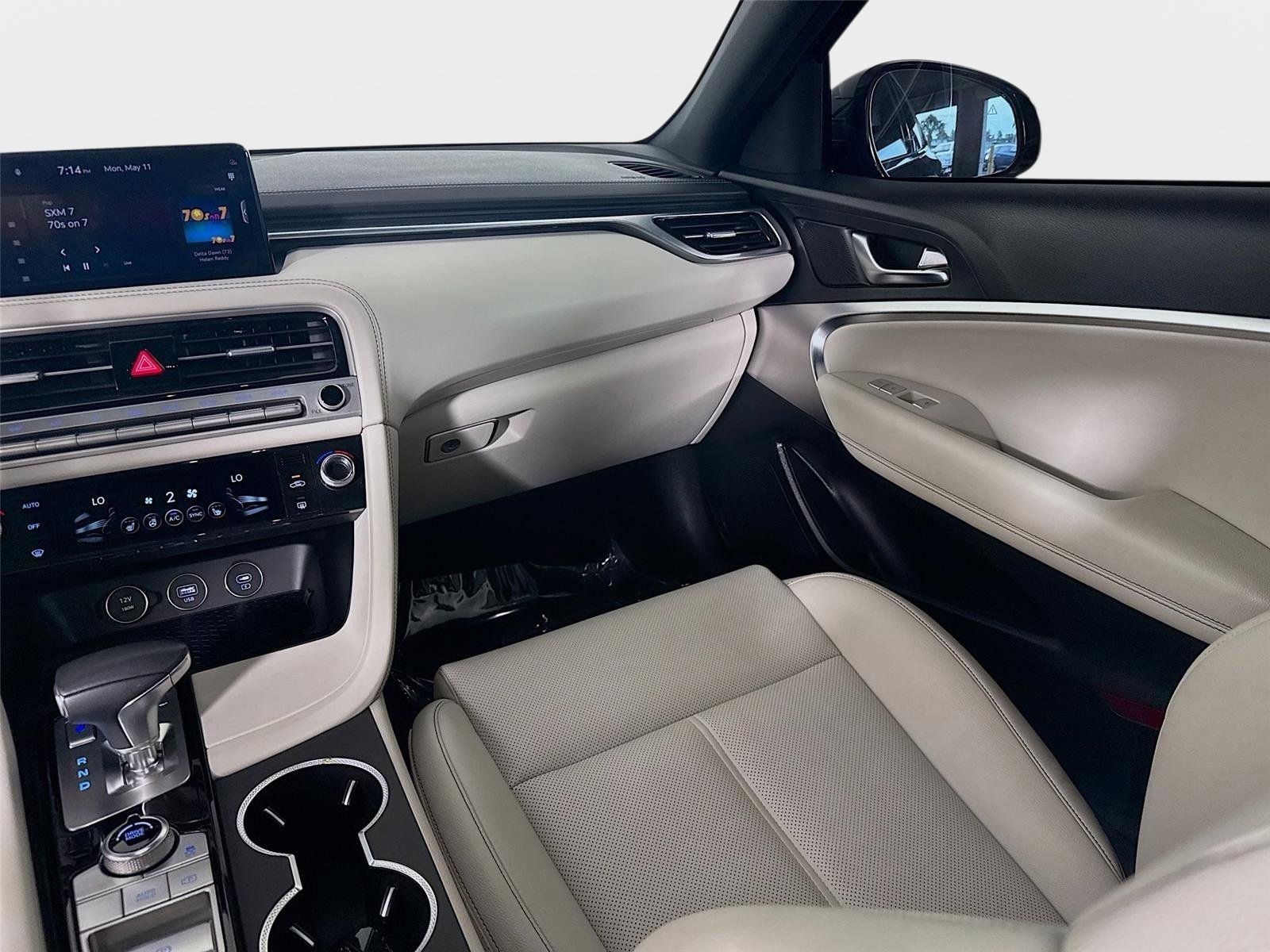 Certified 2025 Genesis G70 2.5T AWD/4WD image 24
