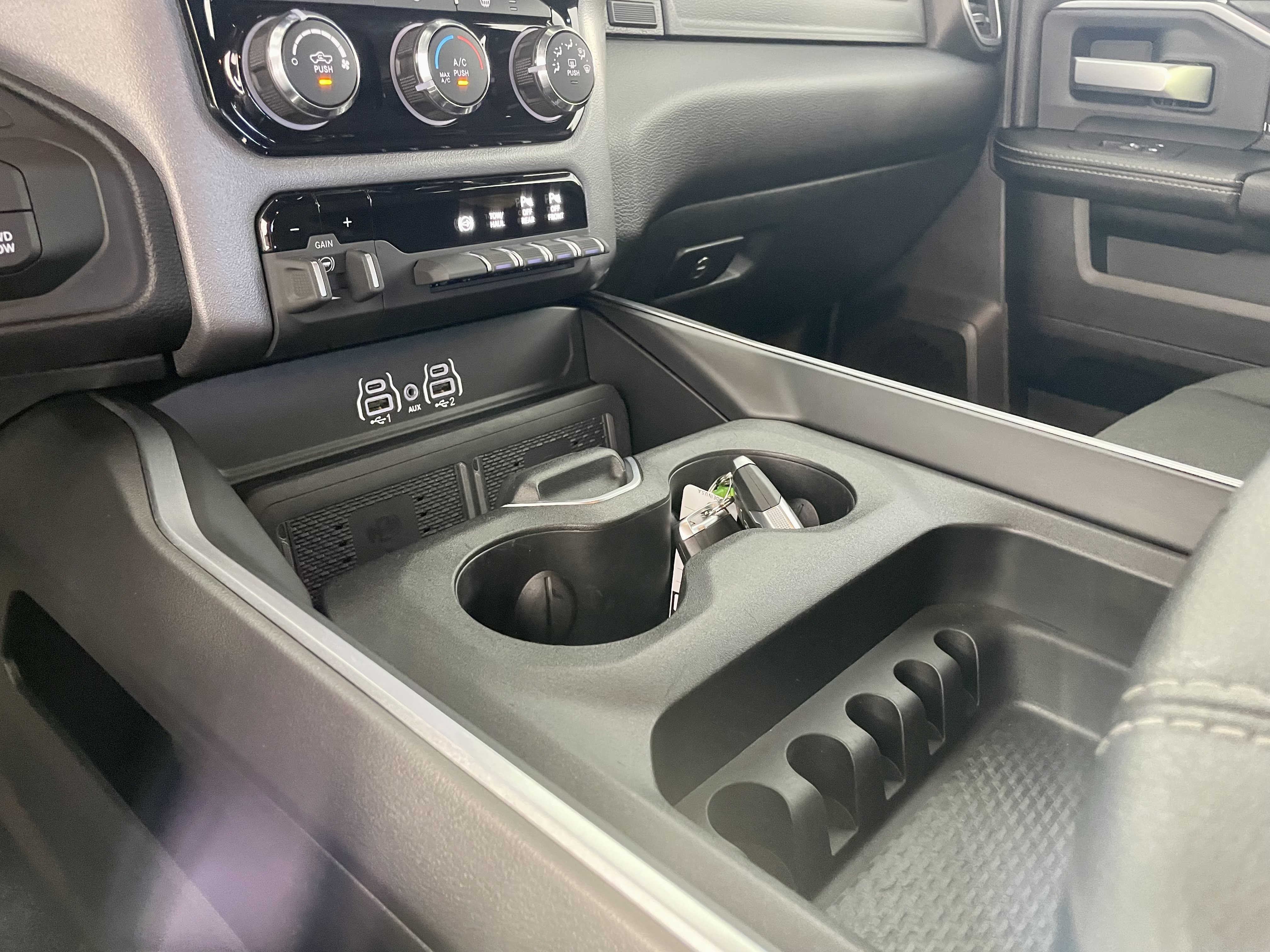 Used 2025 RAM 2500 Big Horn AWD/4WD image 17