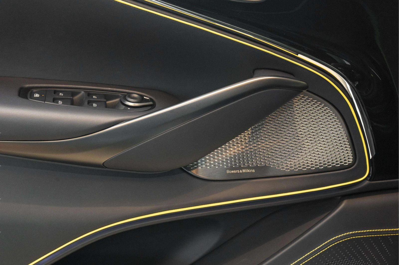 New 2026 Aston Martin DBX S AWD/4WD image 26