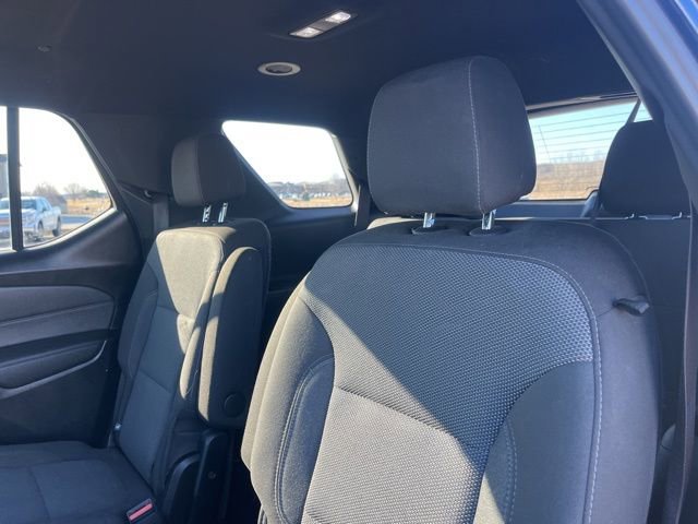 Used 2023 Chevrolet Traverse LT image 36