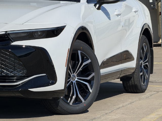 New 2027 Toyota Crown AWD/4WD image 10