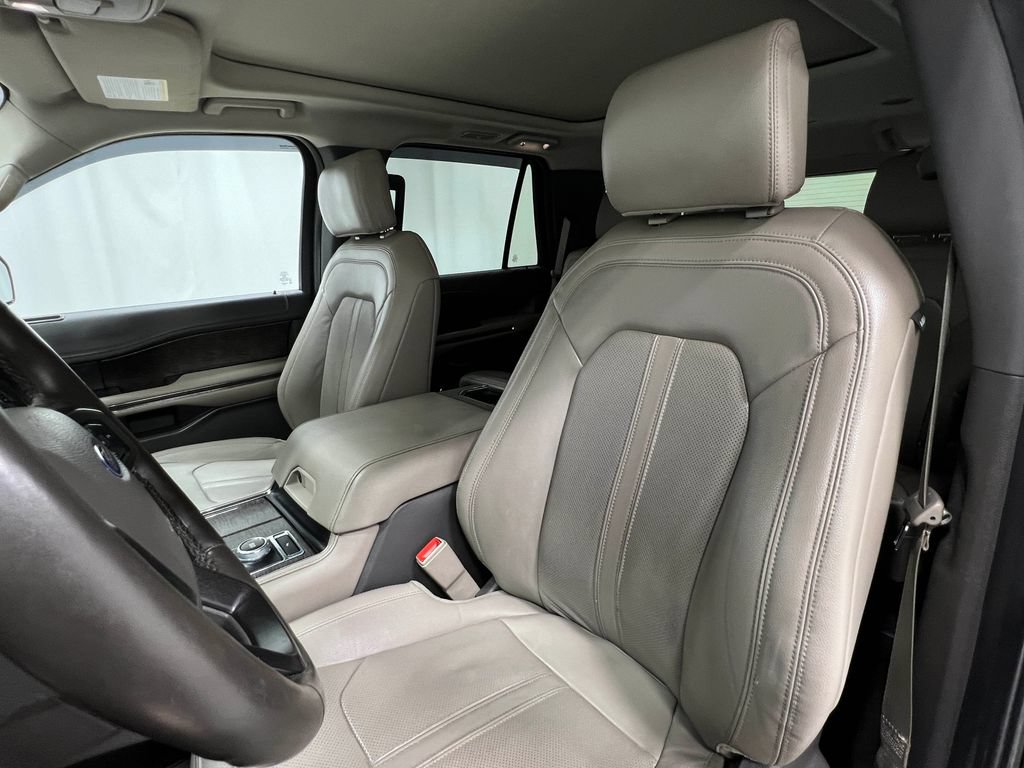 Used 2020 Ford Expedition Limited w/ Equipment Group 301A AWD/4WD image 15