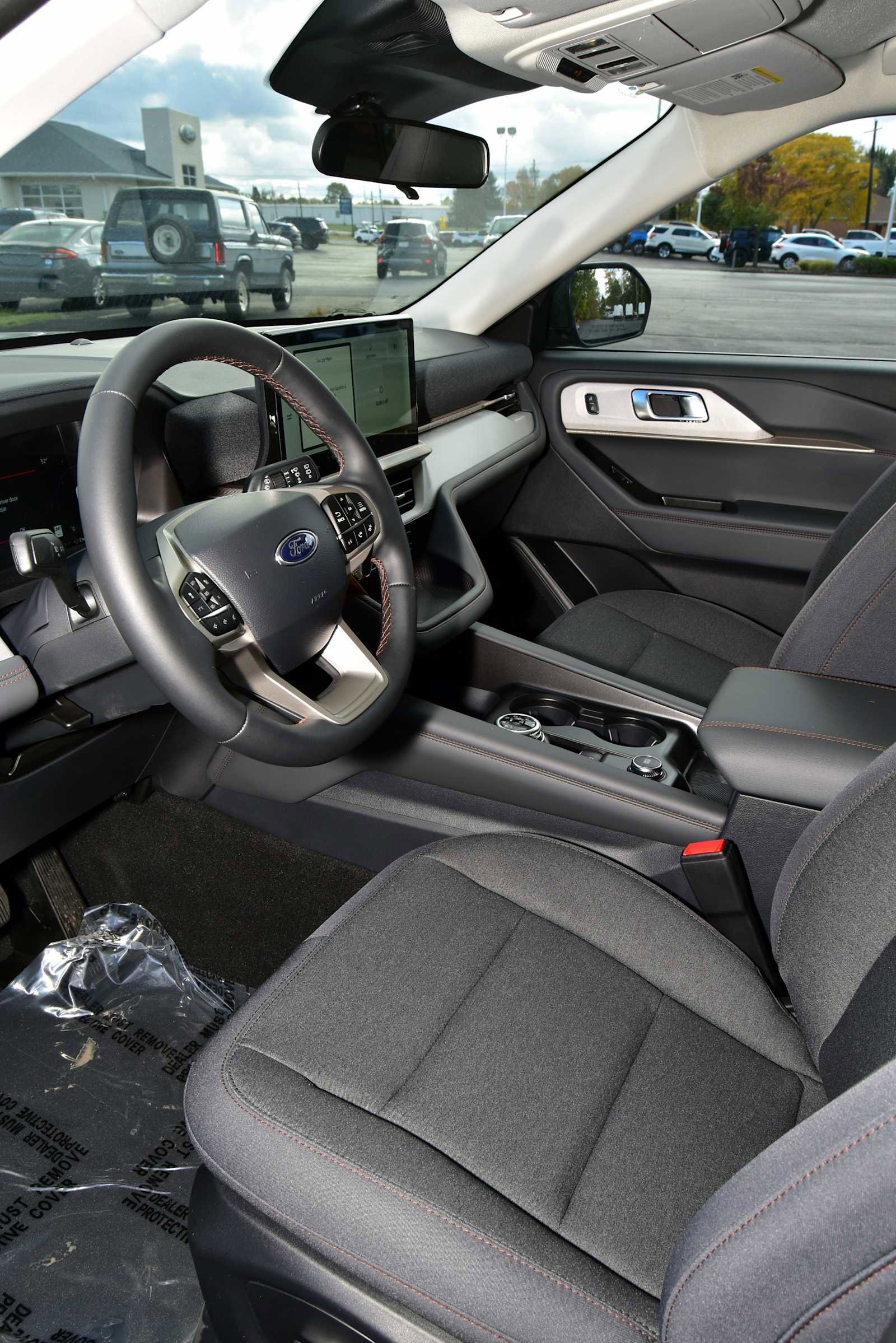 New 2026 Ford Explorer Active image 15