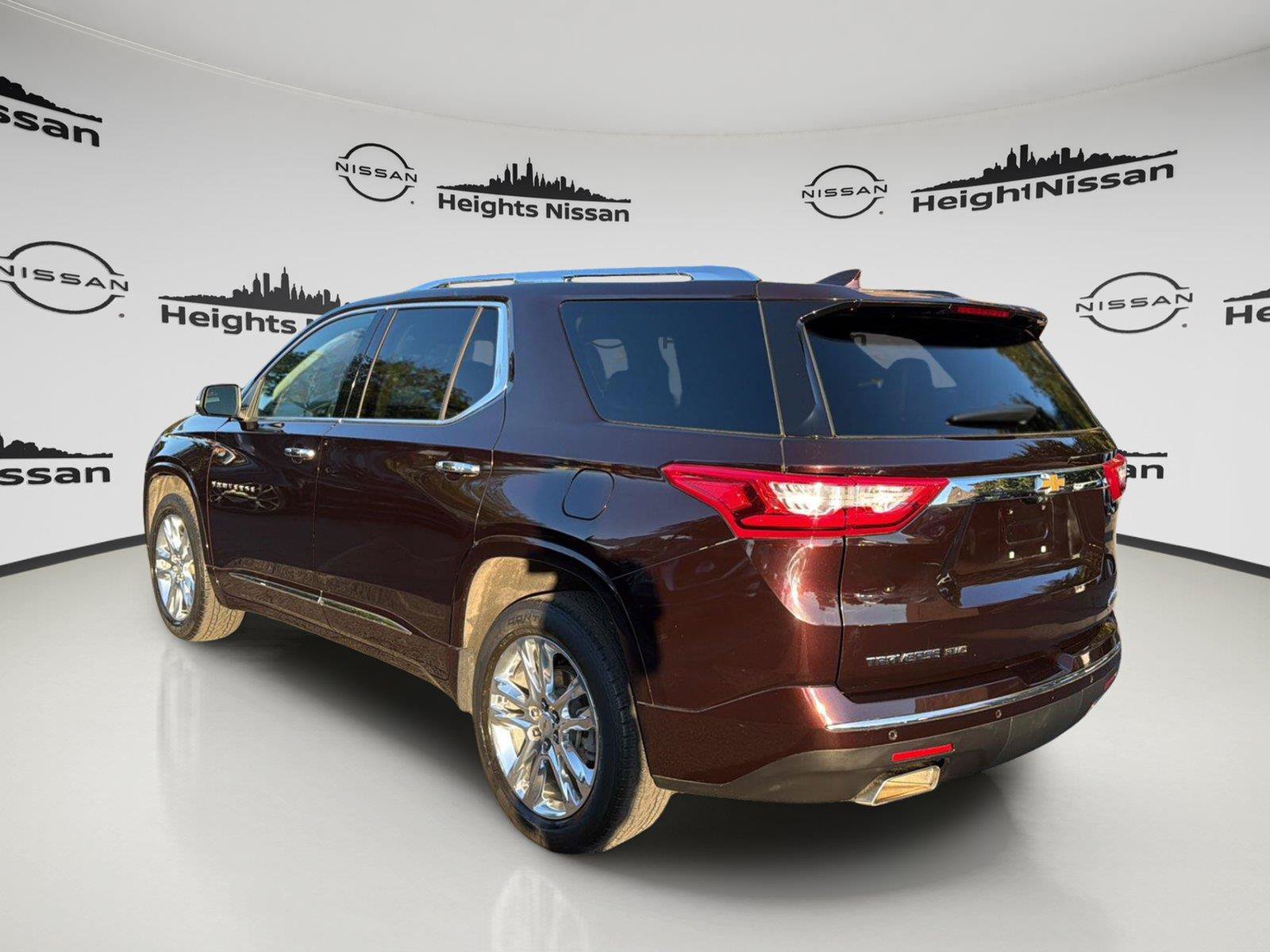 Used 2021 Chevrolet Traverse High Country AWD/4WD image 3