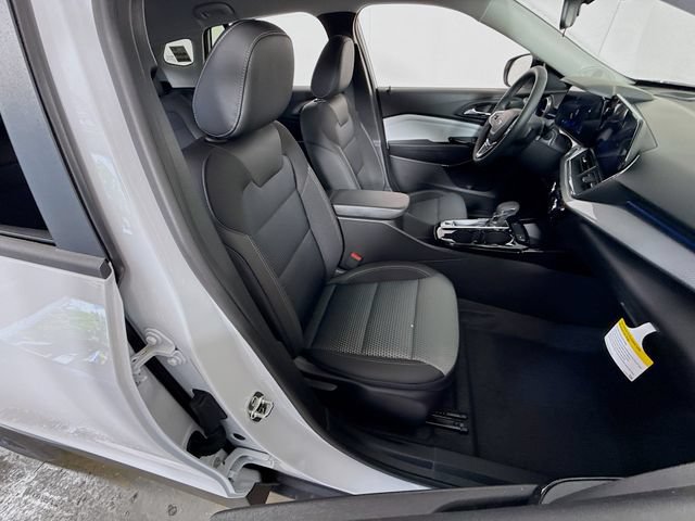 New 2026 Chevrolet Trax LT w/ Driver Confidence Package FWD image 30