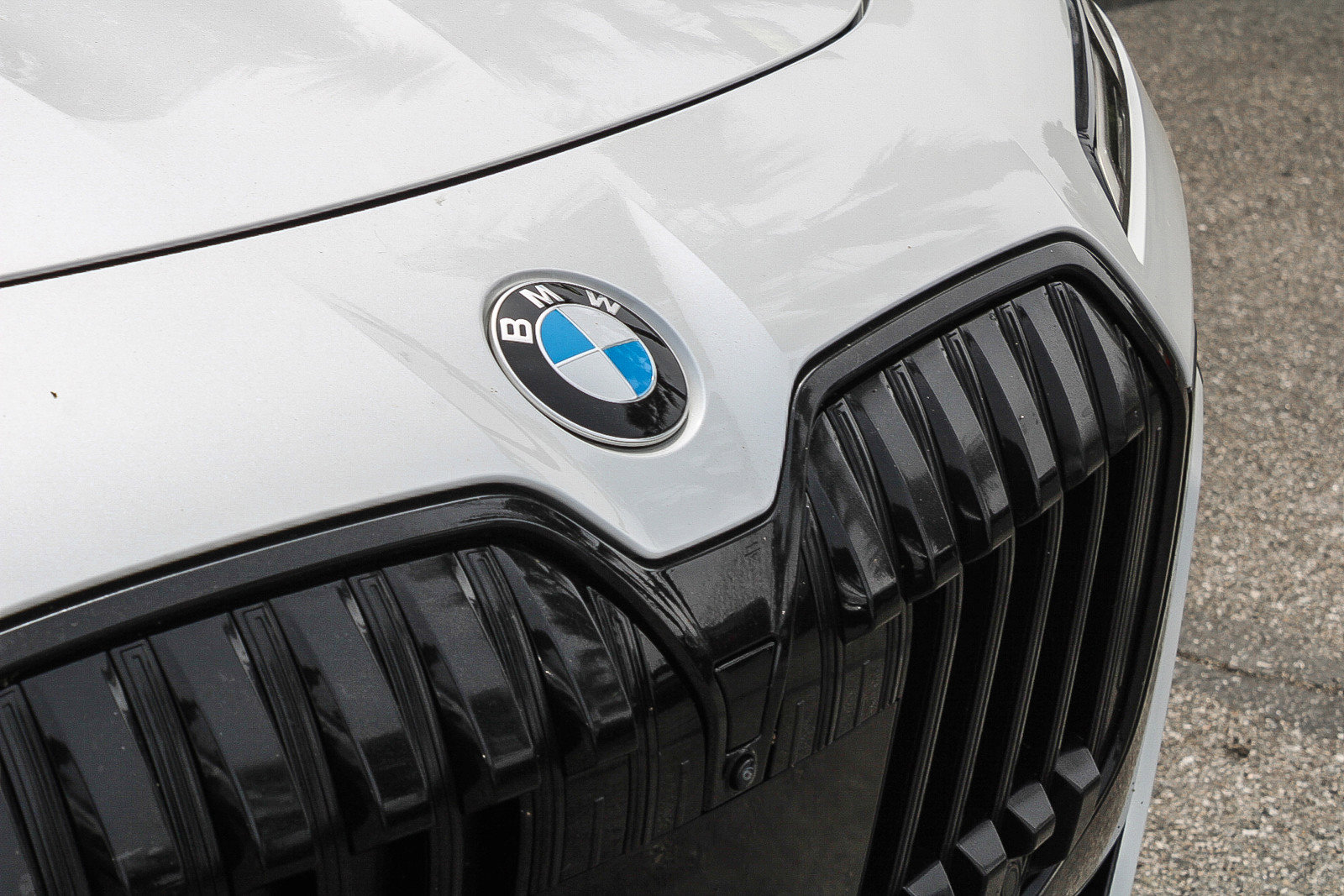 Used 2023 BMW 760i xDrive image 9