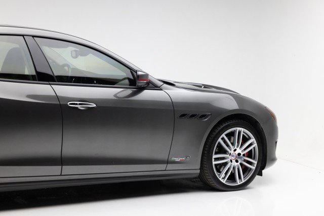 Used 2017 Maserati Quattroporte S GranSport Q4 image 31