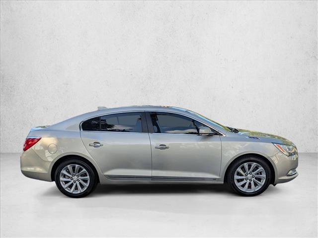 Used 2016 Buick LaCrosse Leather w/ Experience Buick Package FWD image 4