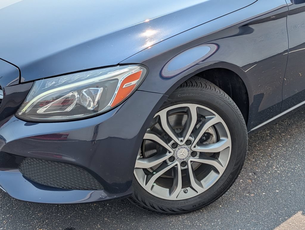 Used 2015 Mercedes-Benz C 300 4MATIC Sedan image 27