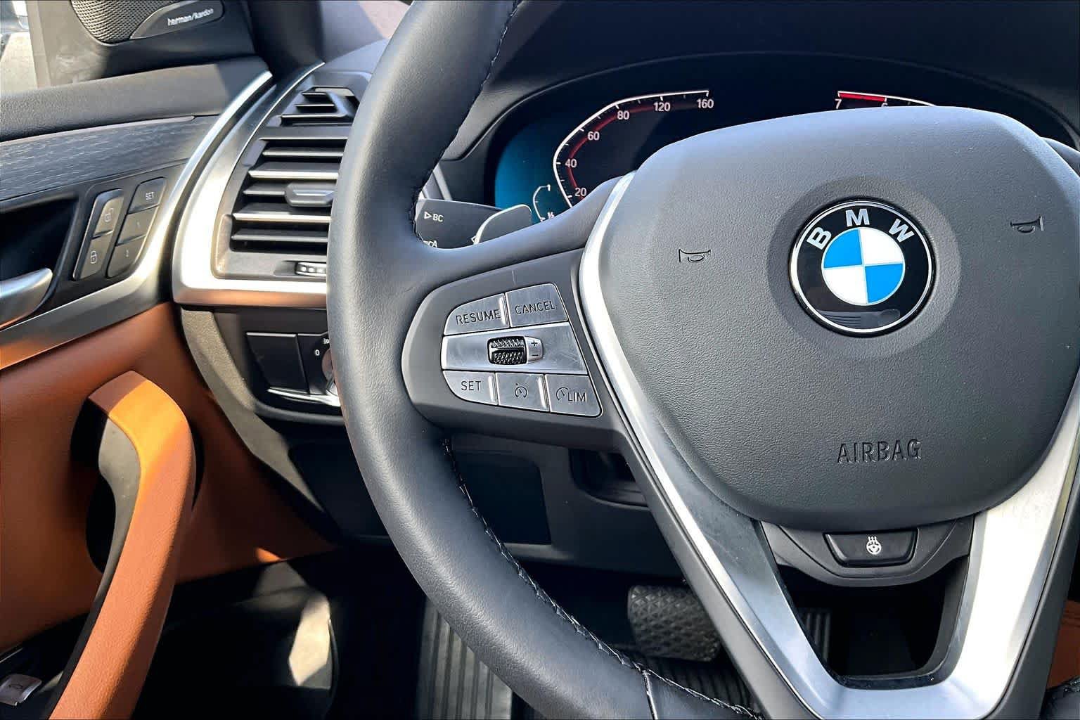 Used 2024 BMW X4 xDrive30i w/ Premium Package AWD/4WD image 26