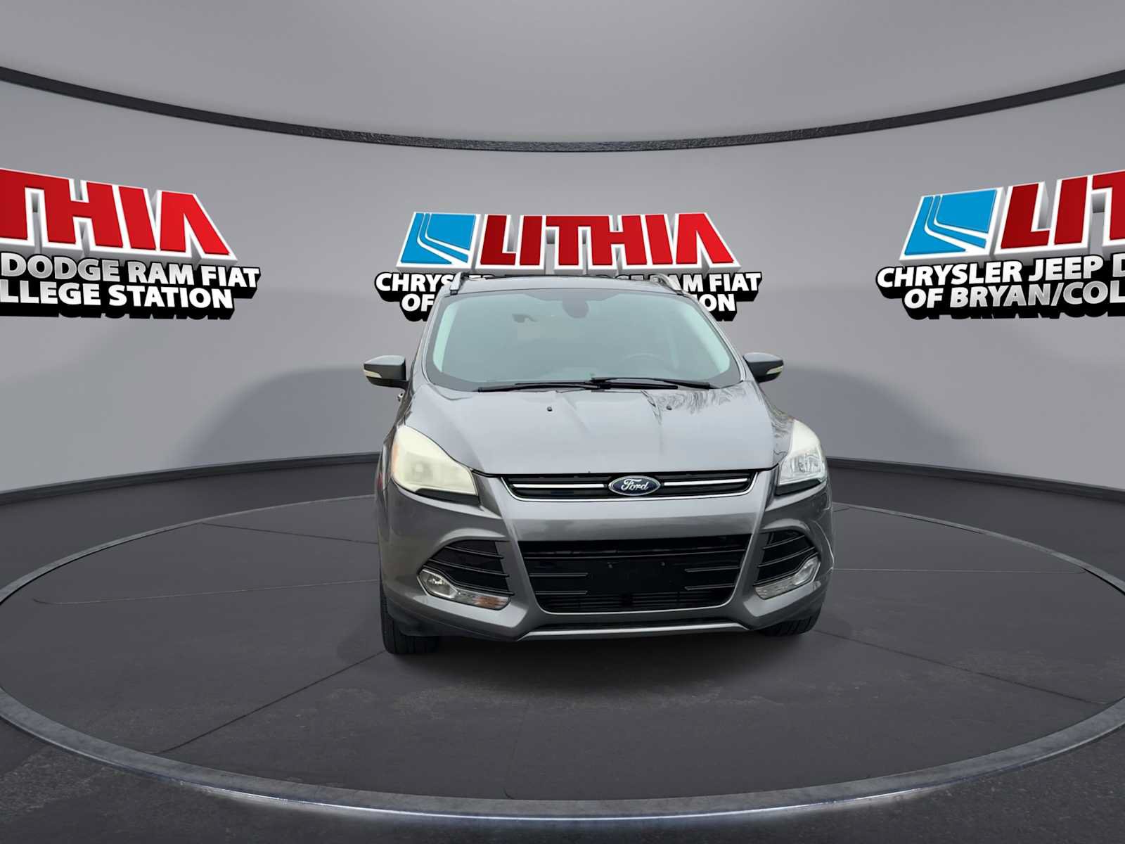Used 2014 Ford Escape Titanium FWD image 3