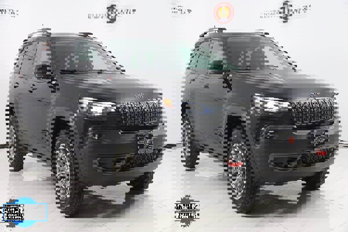 Used 2022 Jeep Cherokee Trailhawk image 19