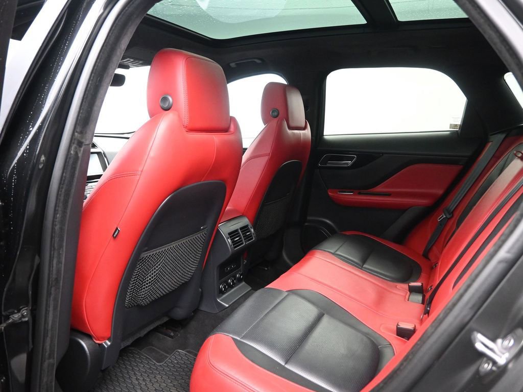 Used 2020 Jaguar F-PACE S image 23