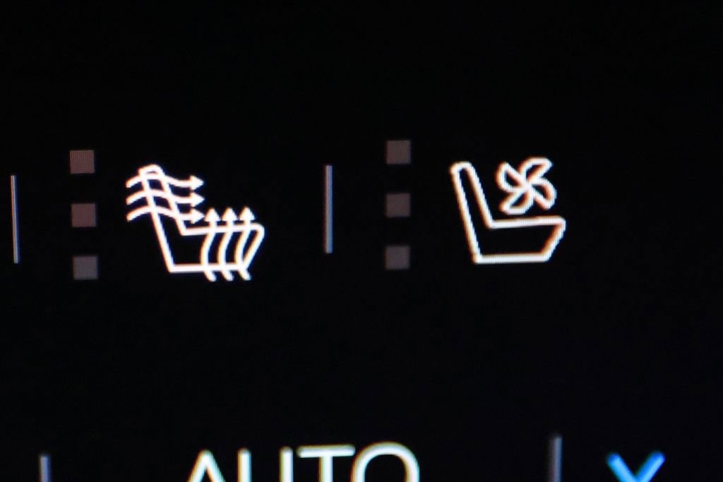 Used 2026 GMC Yukon Denali Ultimate image 33