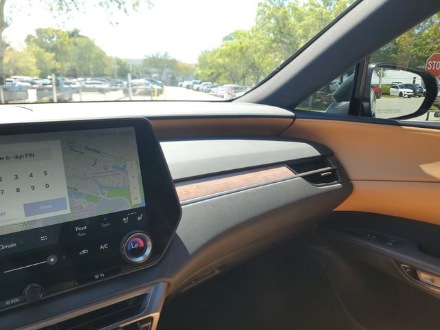 Used 2026 Lexus RX 350h w/ Convenience Package image 29