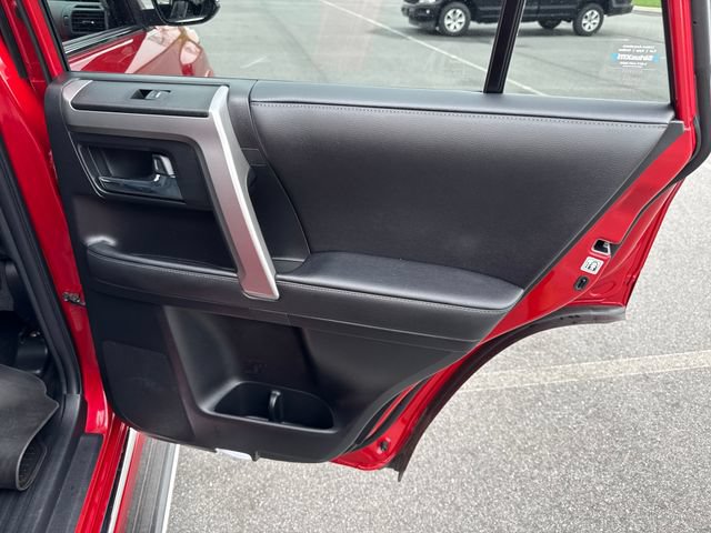 Used 2023 Toyota 4Runner Limited AWD/4WD image 17
