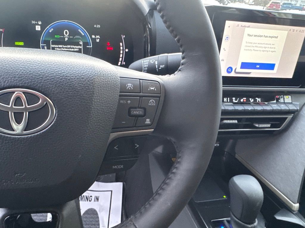 Used 2025 Toyota Camry LE image 16