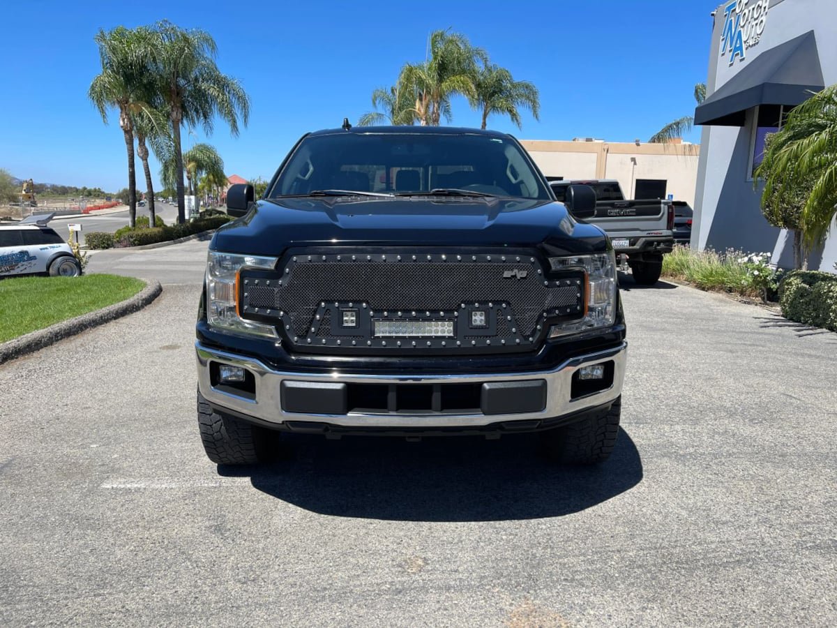 Used 2018 Ford F150 XLT w/ Equipment Group 302A Luxury RWD image 2