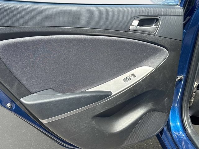 Used 2017 Hyundai Accent SE FWD image 11