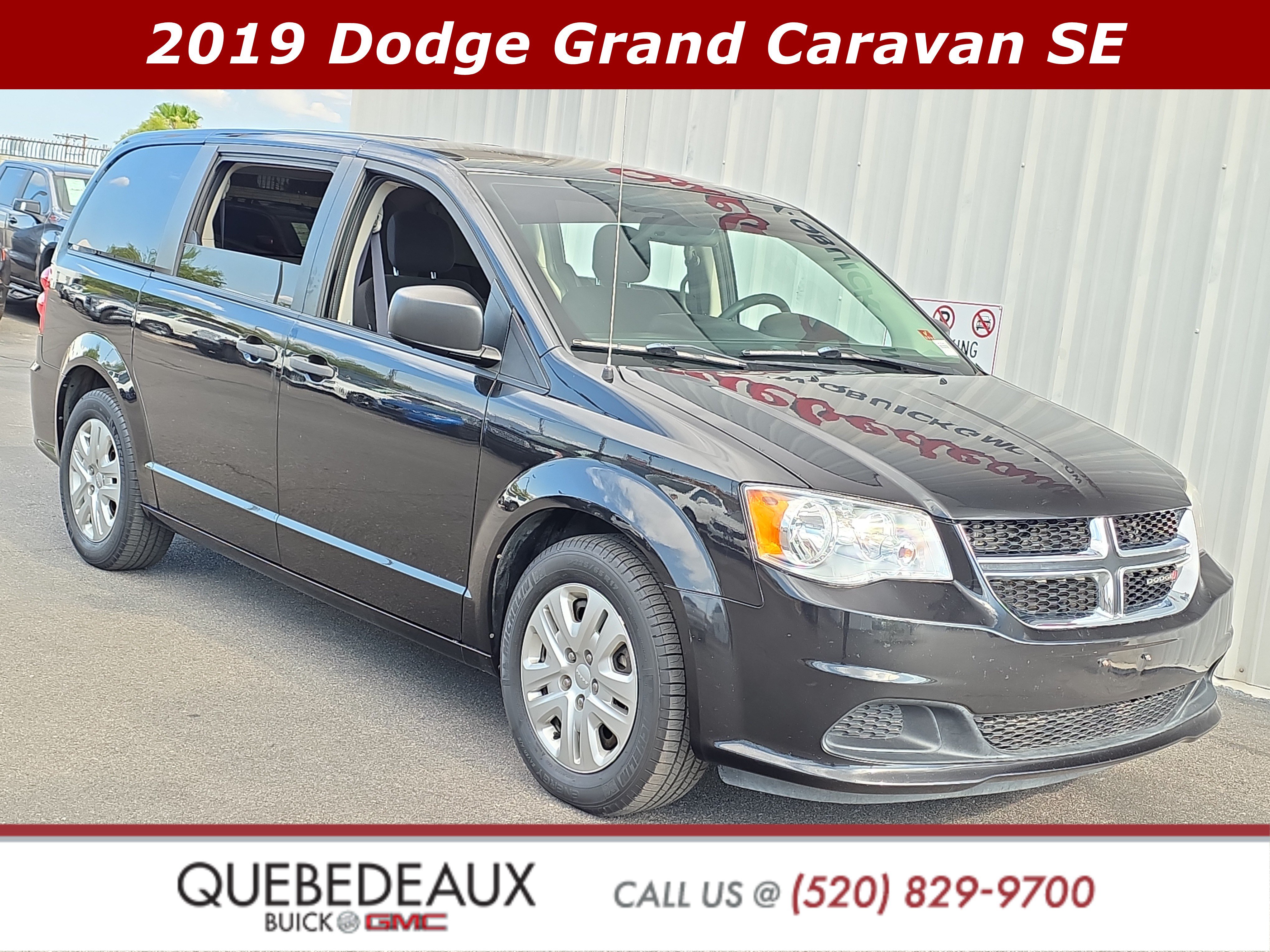 Used 2019 Dodge Grand Caravan SE w/ UConnect Hands-Free Group