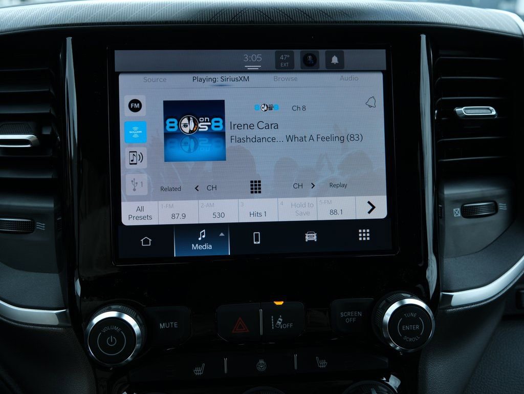 New 2026 RAM 1500 4x4 Crew Cab image 19