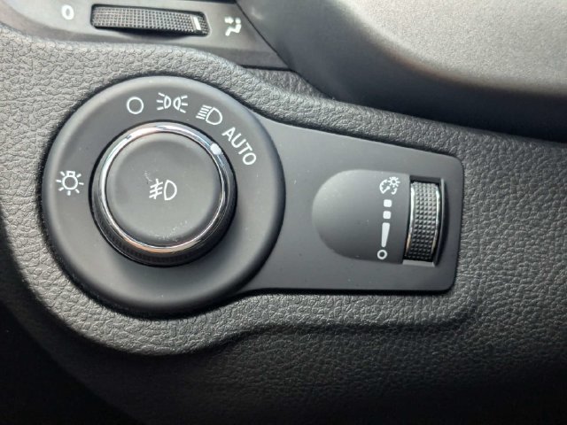 Used 2023 FIAT 500X Sport w/ Technology Group AWD/4WD image 25