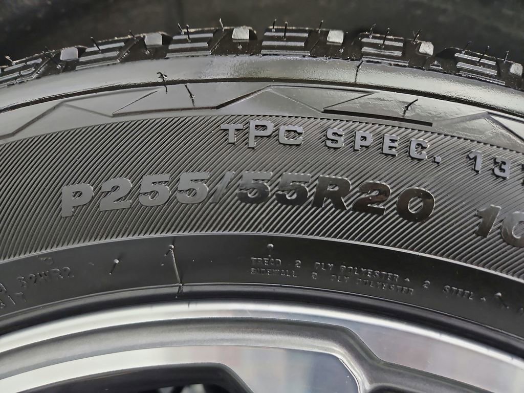 Used 2022 GMC Canyon Denali image 34