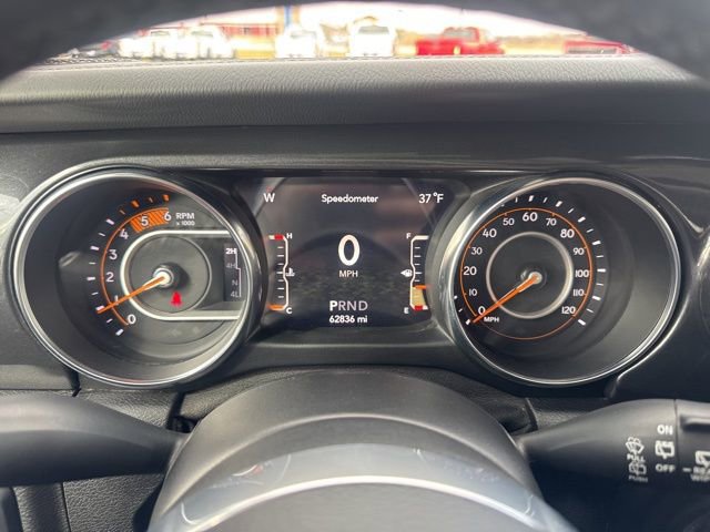 Used 2021 Jeep Wrangler Unlimited Sahara AWD/4WD image 31