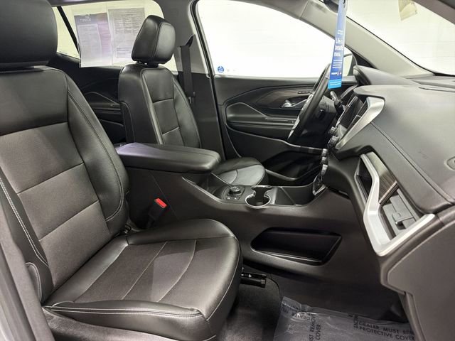 Certified 2024 GMC Terrain SLT w/ Infotainment Package II image 19