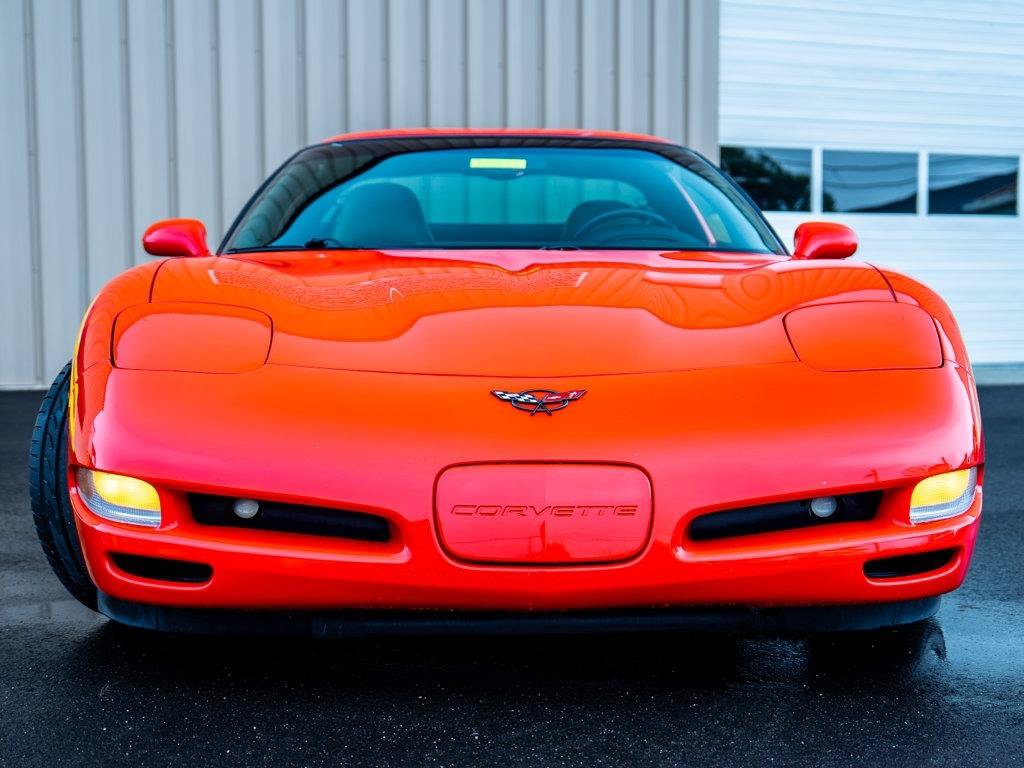 Used 2001 Chevrolet Corvette Coupe w/ Preferred Equipment Group2 RWD image 7