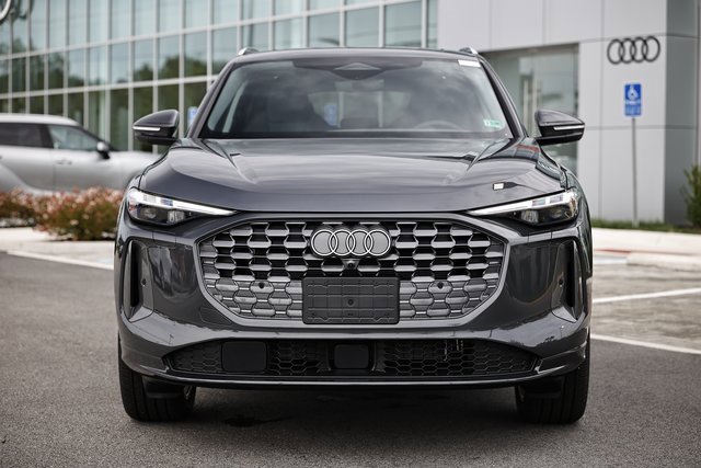 New 2025 Audi Q5 Premium Plus image 13