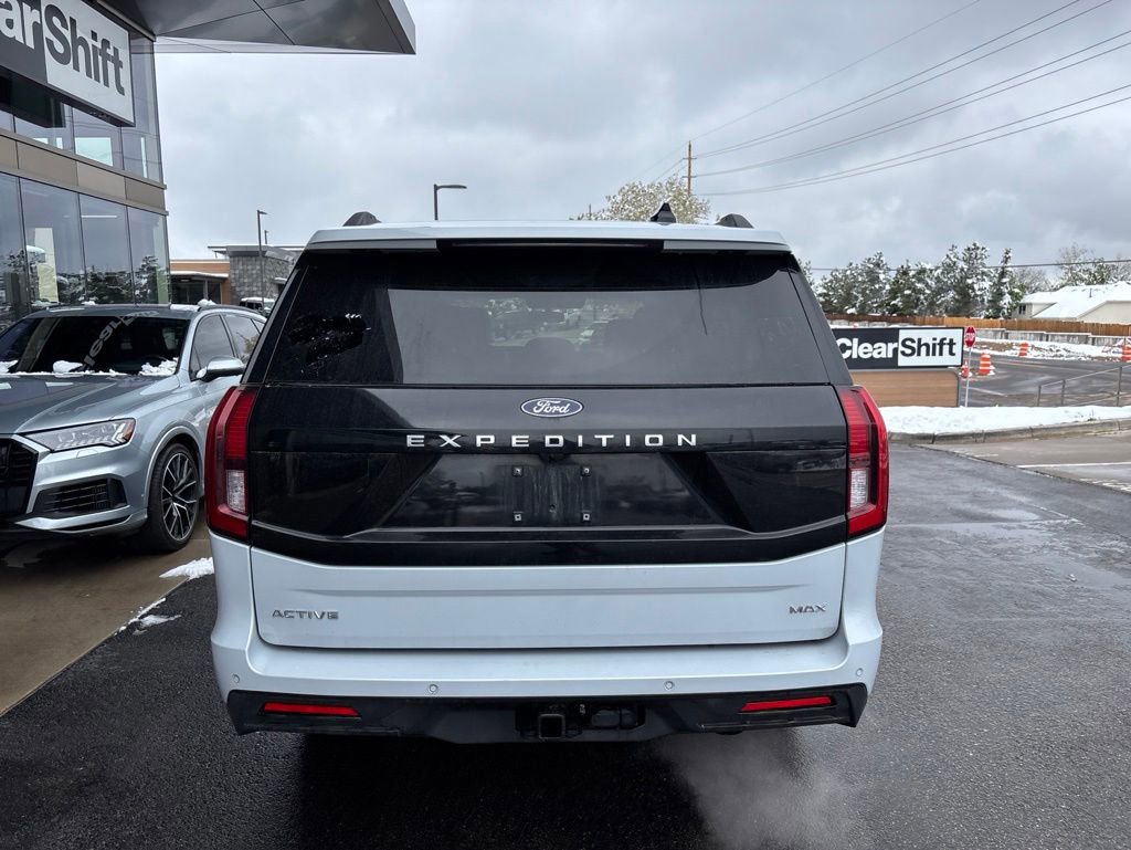 Used 2025 Ford Expedition Max Active AWD/4WD image 5