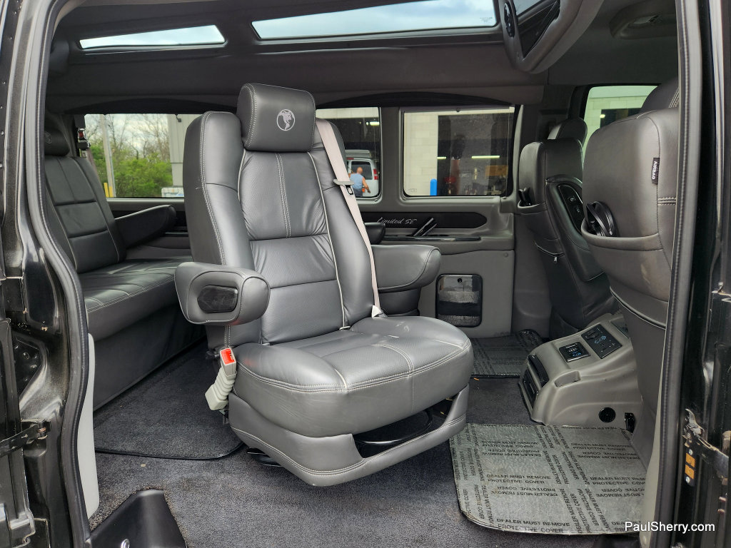Used 2019 Chevrolet Express 2500 w/ Enhanced Convenience Package RWD image 21