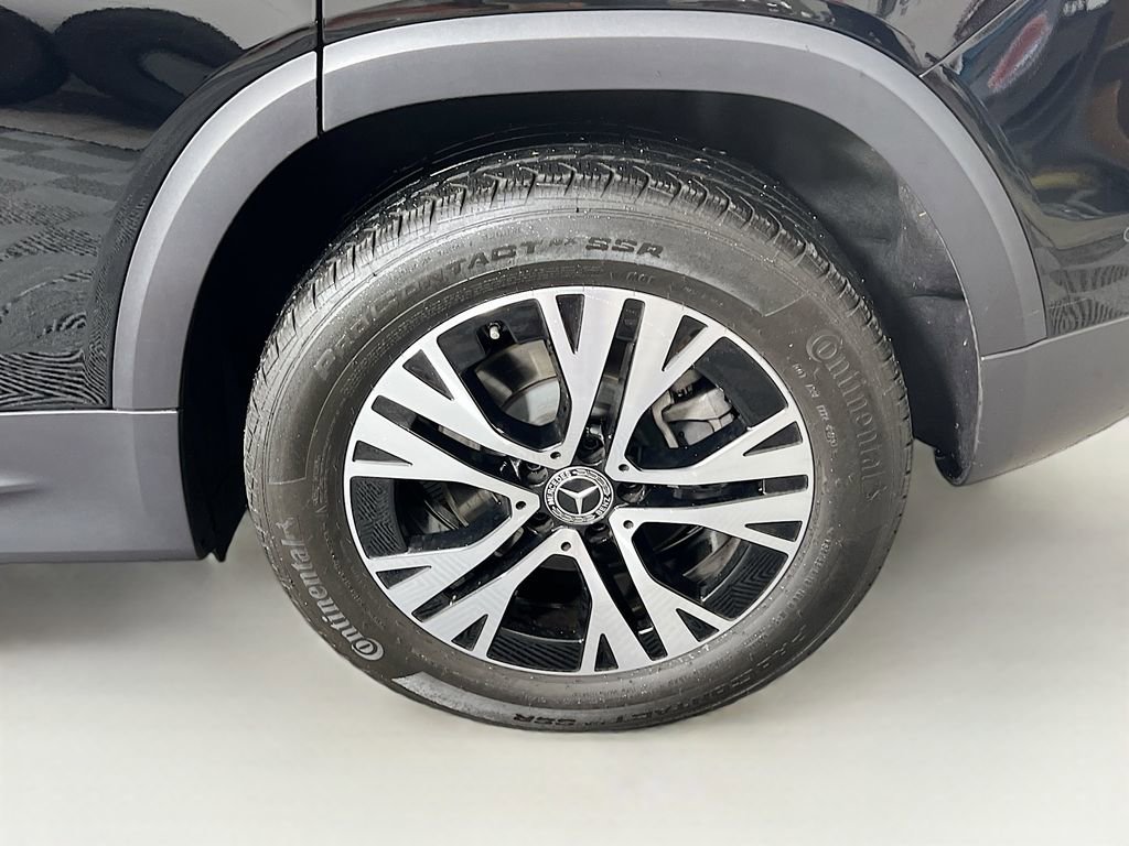 Used 2024 Mercedes-Benz GLB 250 image 31