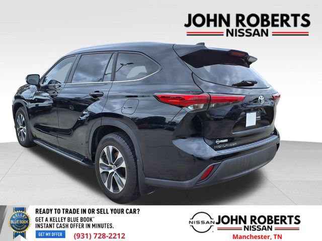 Used 2023 Toyota Highlander XLE image 16
