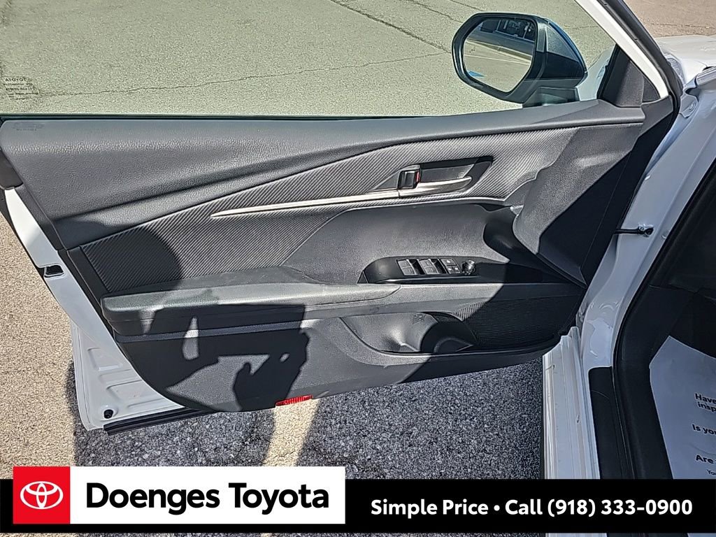 New 2026 Toyota Camry Hybrid w/ Multimedia Upgrade Package image 15