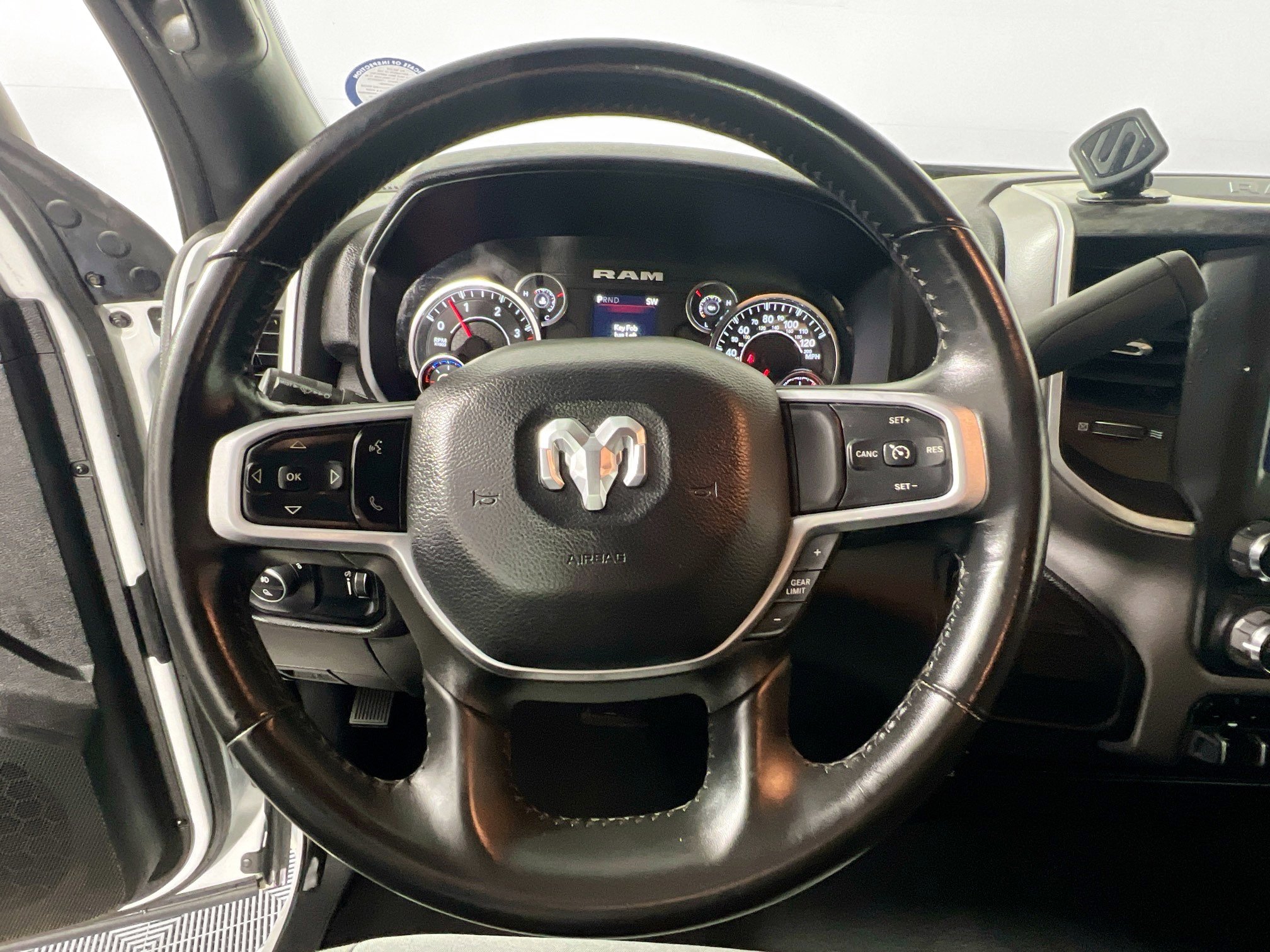 Used 2024 RAM 3500 Big Horn image 17